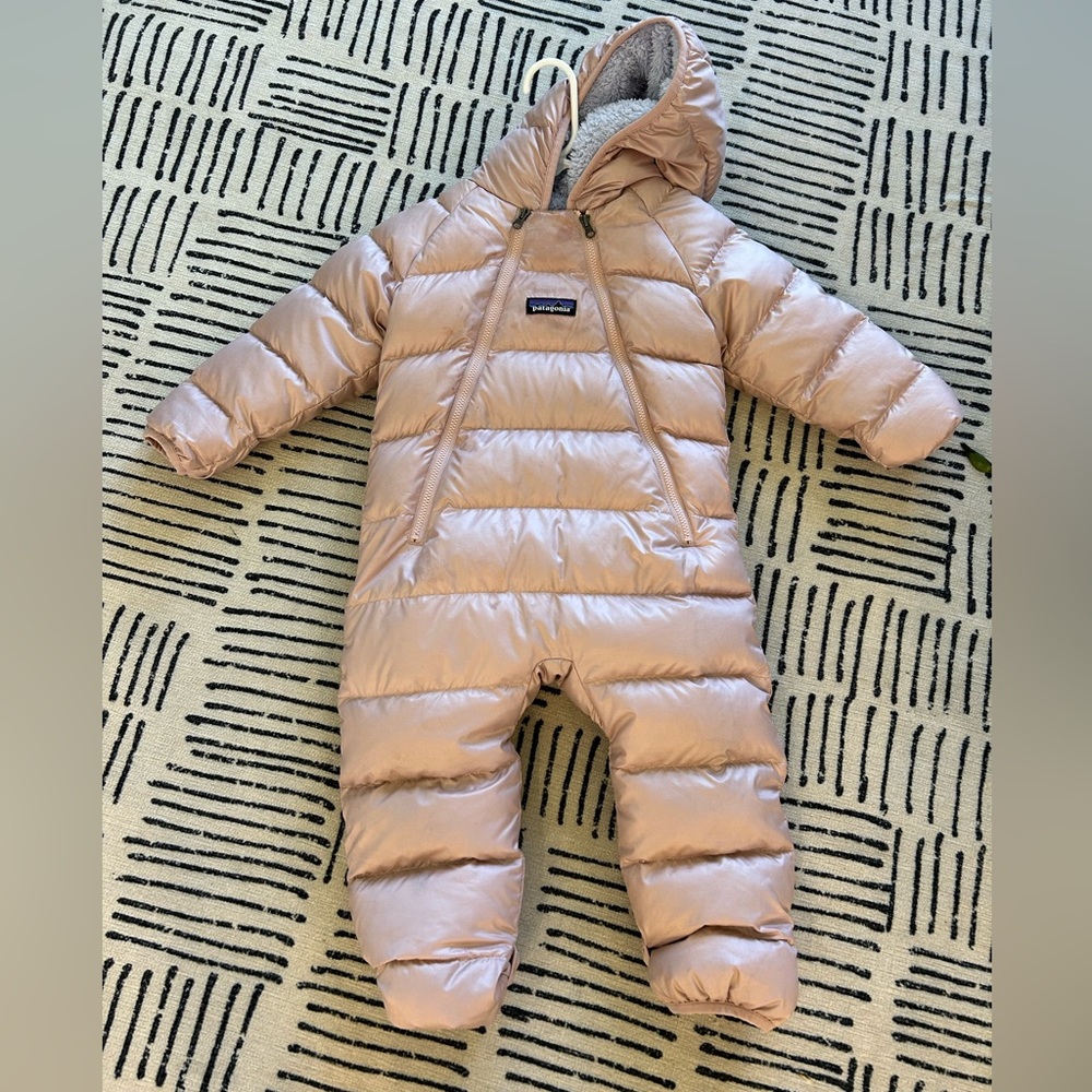 Patagonia Infant Hi-Loft Down Sweater Bunting 6-12 months
